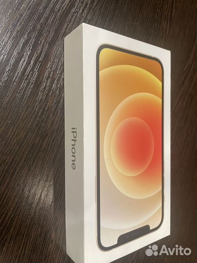 Пустые, оригинальные коробки iPhone