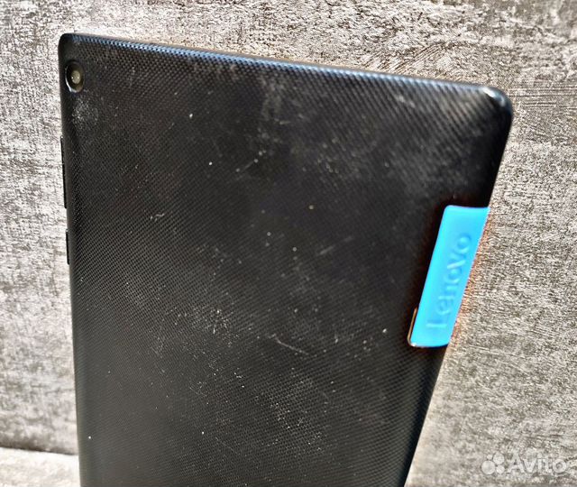 Планшет Lenovo TB3-710i 3G