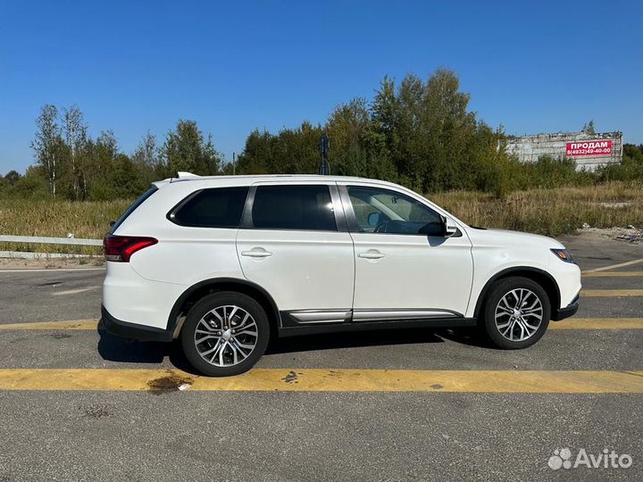 Mitsubishi Outlander 2.4 CVT, 2017, 170 000 км
