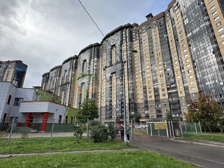 3-к. квартира, 81,5 м², 6/25 эт.