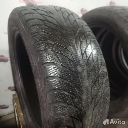 Nokian Tyres Hakkapeliitta R2 225/50 R17