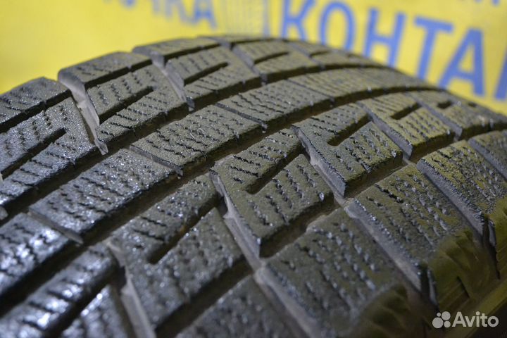 Bridgestone Blizzak Revo1 215/65 R16