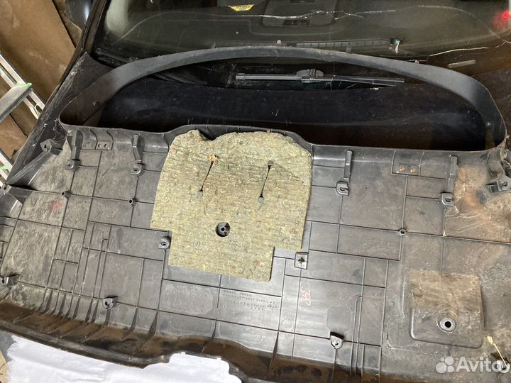 Обшивка крышки багажника nissan qashqai