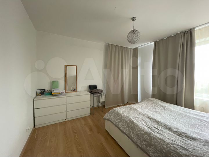 3-к. квартира, 93 м², 7/25 эт.