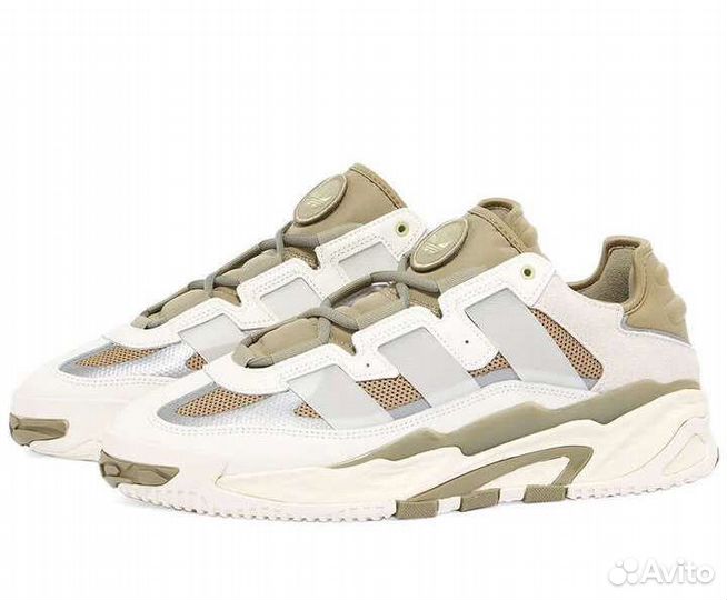 Кроссовки adidas