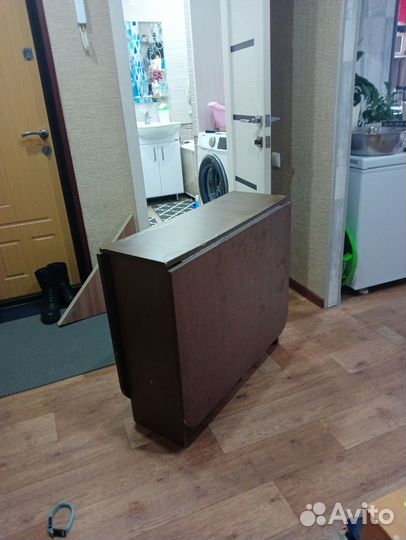 Столик бабочка