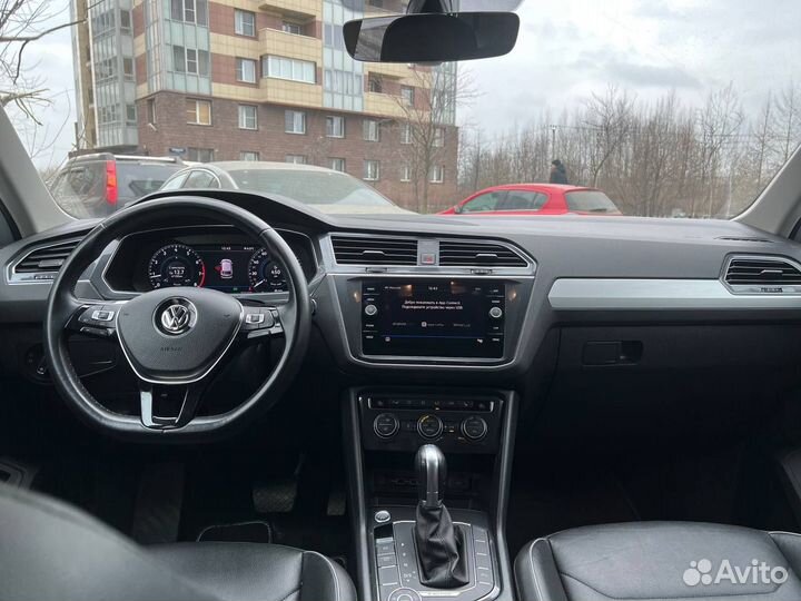 Volkswagen Tiguan 2.0 AMT, 2018, 114 000 км