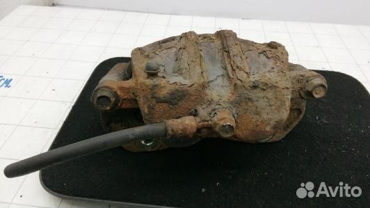 Суппорт тормозной передний левый KIA sorento 1 (93