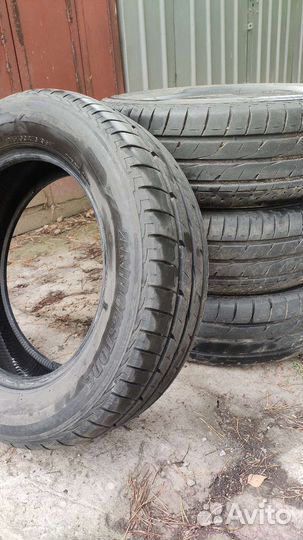Bridgestone Luft RV II 215/60 R16