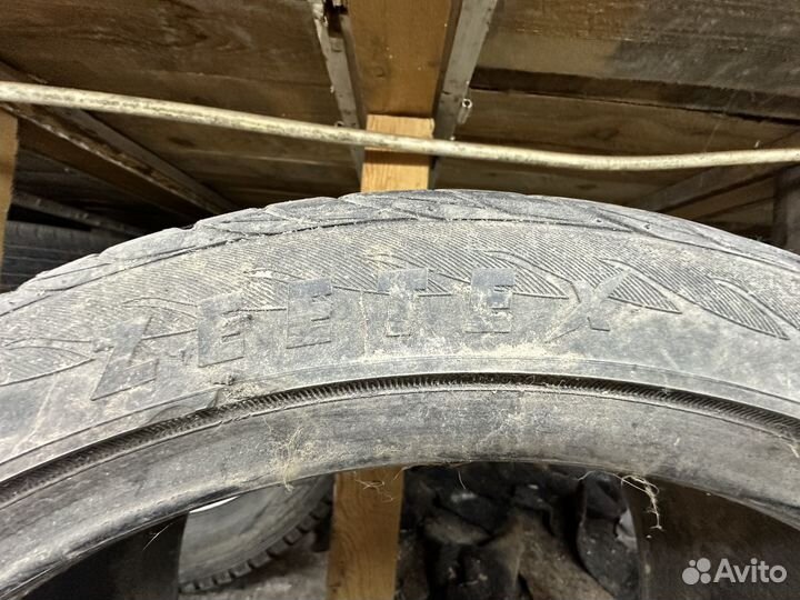 Zeetex HP 103 245/40 R18 97W