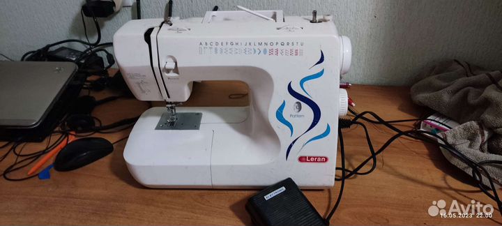 Швейная машинка Leran