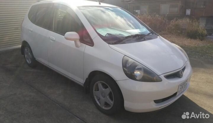 Дверь задняя багажник Honda Fit GD1 2001