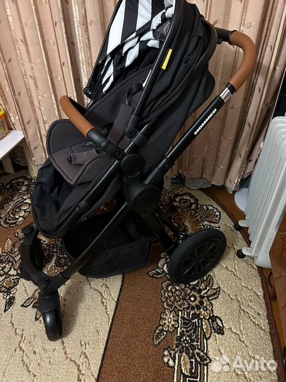 Коляска-трансформер Happy Baby Mommer