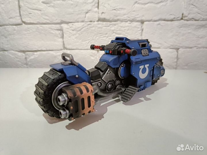 Joytoy Warhammer 40k Ultramarines Bike