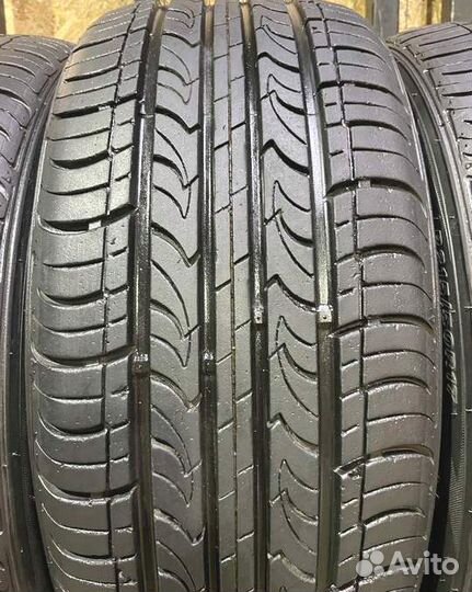 Nexen Classe Premiere 672 215/50 R17 91V