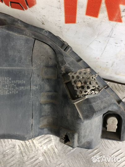 Фара левая Лада Ларгус