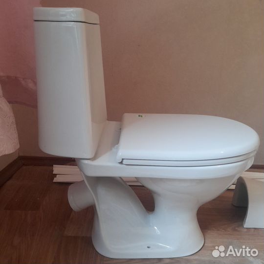 Унитаз новый