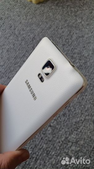 Samsung Galaxy Note 4 SM-N910C, 3/32 ГБ