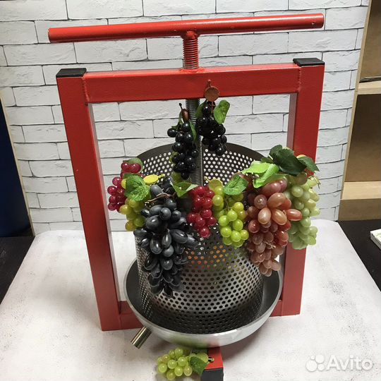 Пресс винтовой для вина