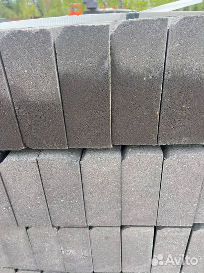 Камень для газона бордюрный