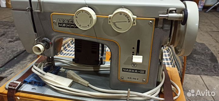 Швейная машинка чайка 3