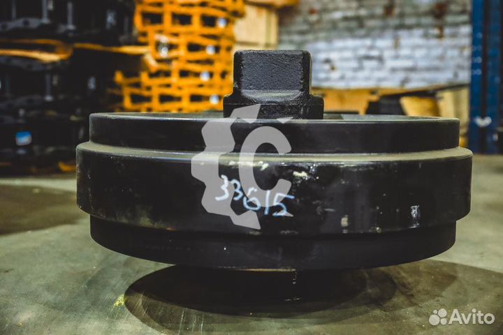 Колесо направляющее SY365H KM2018A