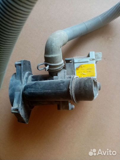 Стиральная машина Индезит IWB5083 по частям