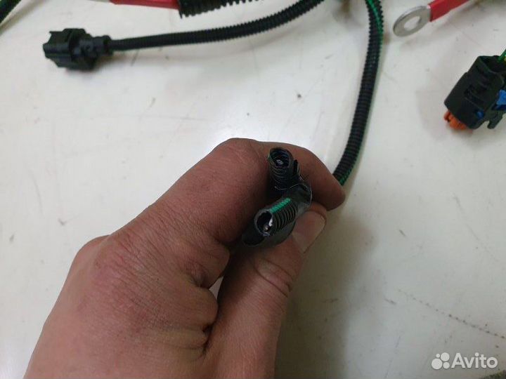 Проводка моторного отсека Renault Arkana