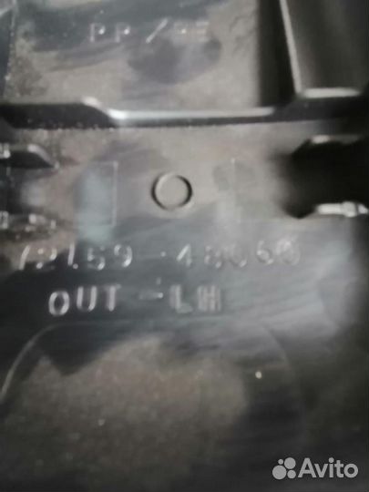 Накладка (кузов внутри) Lexus RX300 RX330 RX350 RX