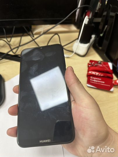 HUAWEI Y7 (2019), 4/64 ГБ