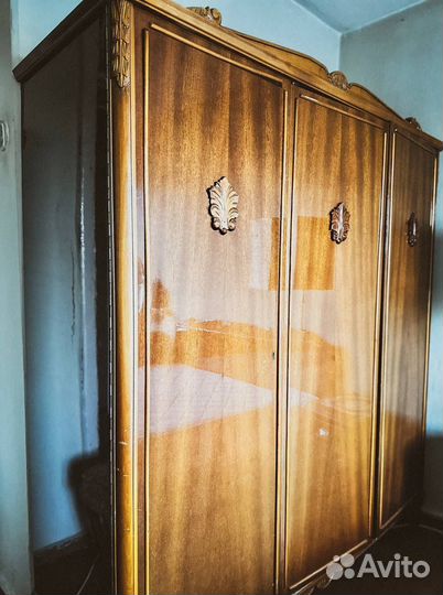 Мебель антиквариат