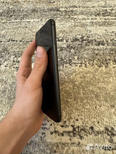 iPhone 8 Plus, 64 ГБ