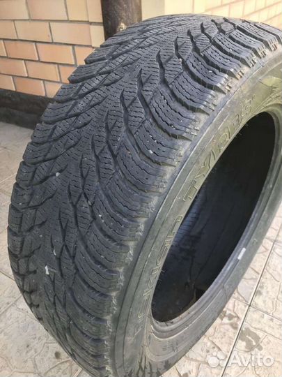 Nokian Tyres Hakkapeliitta R3 SUV 255/55 R19 111R