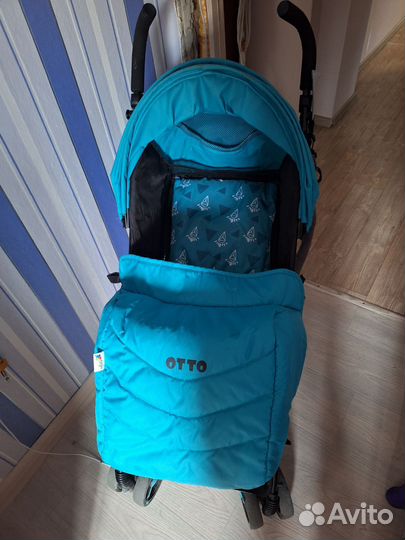 Прогулочная коляска трость