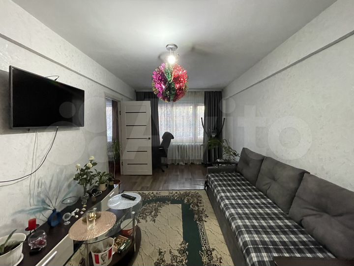 2-к. квартира, 45 м², 1/5 эт.