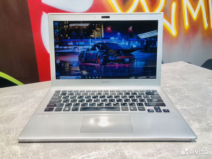 Ультрабук Sony vaio core i3/ ram 4 gb/ ssd 240gb