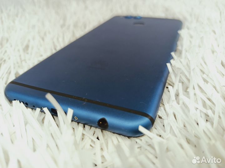 HONOR 7X, 4/64 ГБ