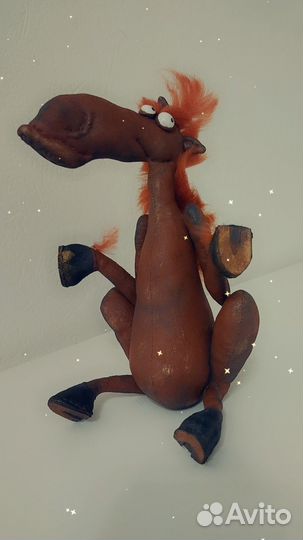 Игрушка конь Юлий