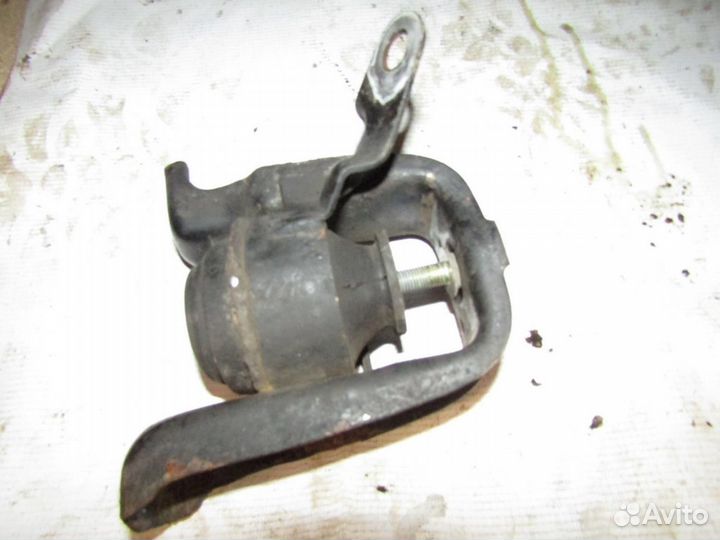 Опора двигателя правая Corolla E12 2001-2006