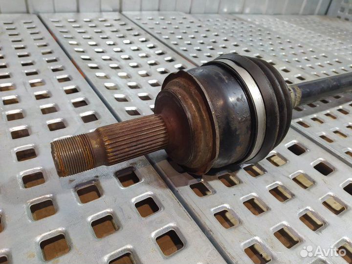 Полуось задний Mercedes Vito W639