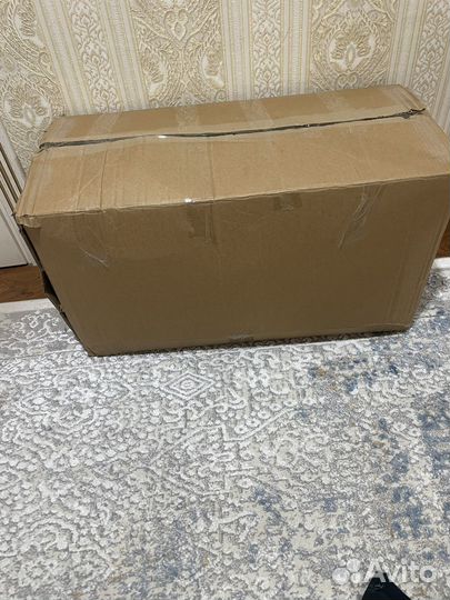 Коробка с бу вещами