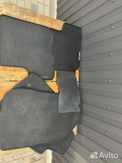 Ковры на ларгус