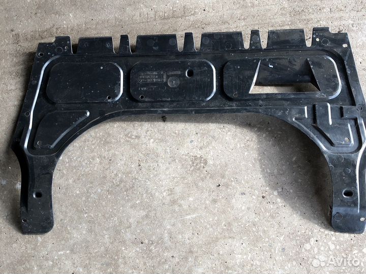 Пыльник защиты двигателя