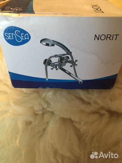 Смеситель для ванны