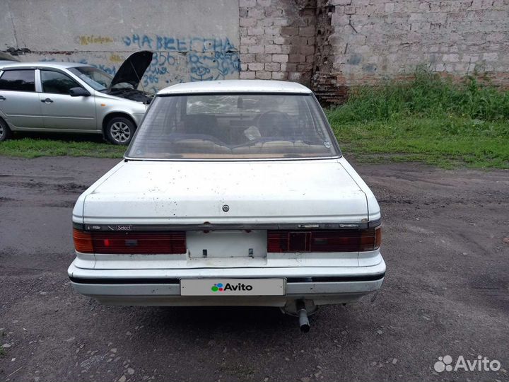 Nissan Bluebird 1.8 AT, 1986, 186 000 км