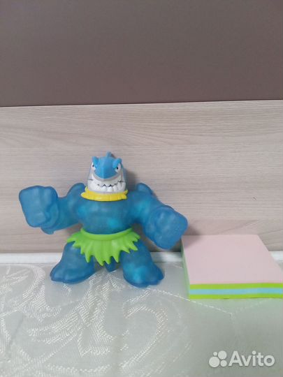 Игрушки машинки старинные вещи