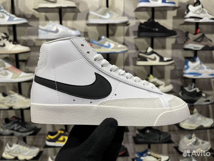 Кроссовки Nike Blazer Mid '77 Vintage White-Black