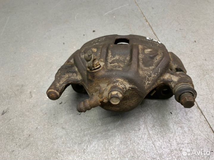 Суппорт передний левый Hyundai Accent 1.5 G4EB