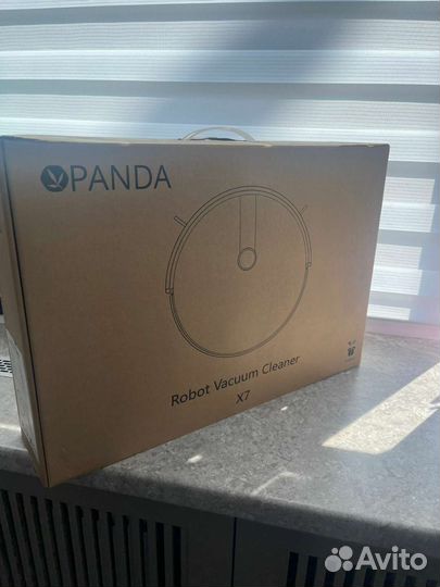 Робот пылесос panda x7