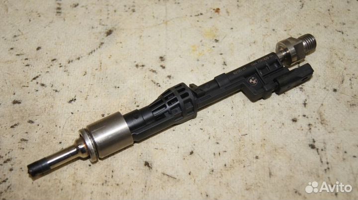 Форсунка топливная 4 (пробег 81036) BMW 520i F11